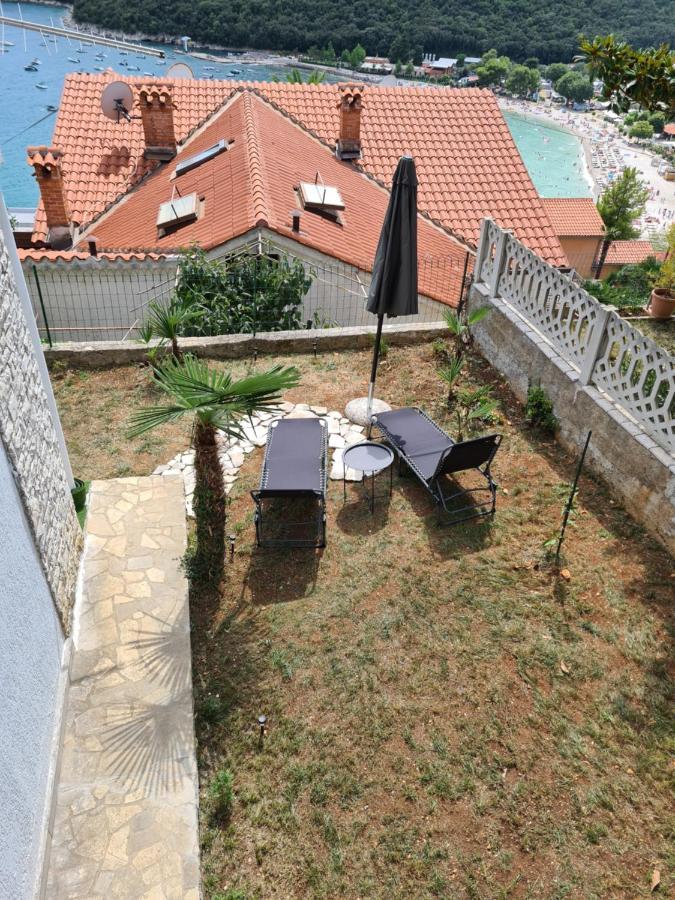 Apartments Zahtila - Pina ราบัซ ภายนอก รูปภาพ